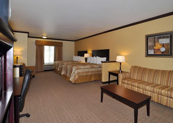 Best Western Plus Royal Mountain Inn & Suites