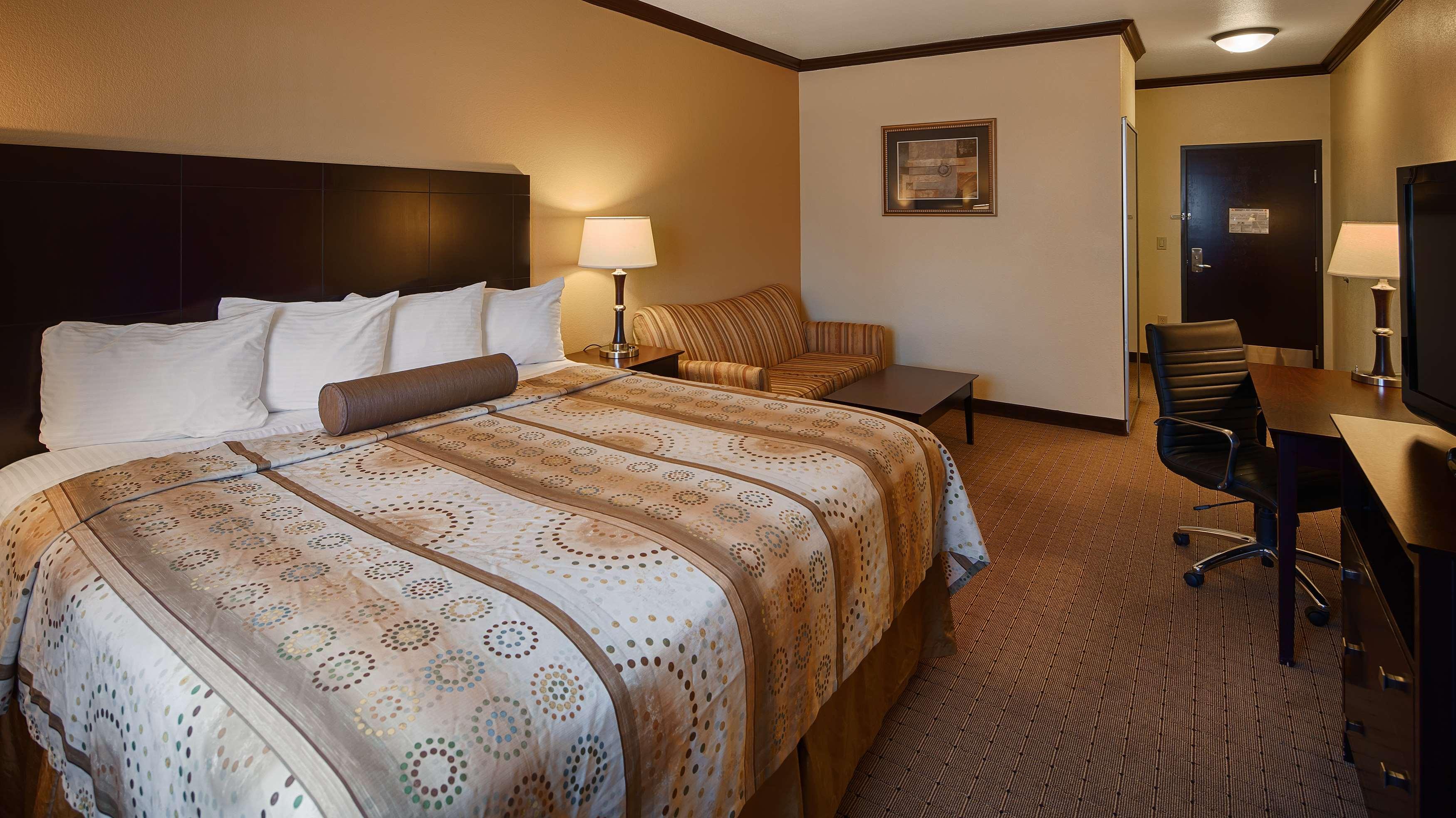 Western Royal Mountain & Hotel 3*
