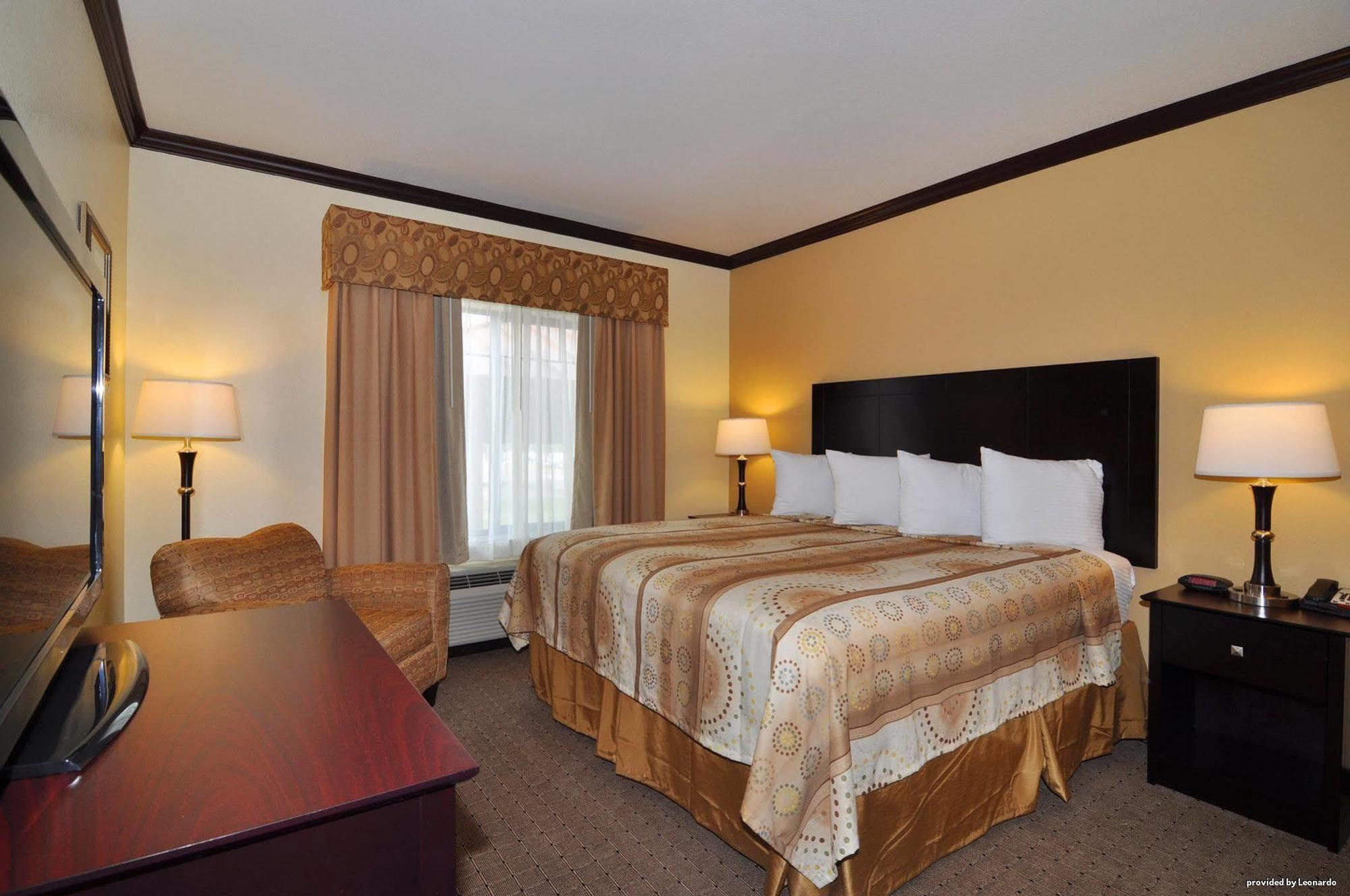 Best Western Plus Royal Mountain &